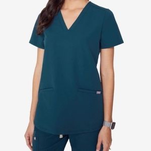 FIGS Caribbean Blue Scrub Top and Bottom